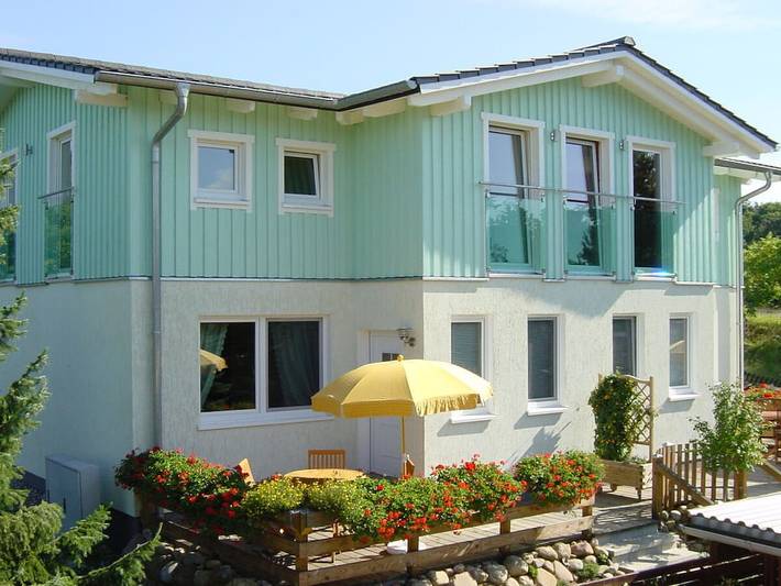 Ferienhaus für 4 Personen, mit Terrasse und Garten in Zislow - 2