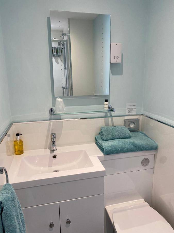 Single Room with Shared Bathroom in Barmouth, Snowdonia