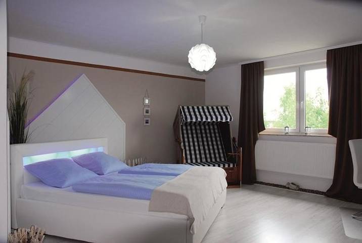 Hotel für 4 Personen, mit Terrasse und Garten in Isenbüttel