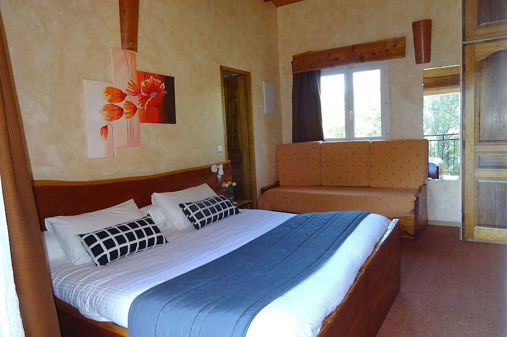 Gite  3 étoiles avec piscine chauffée,  Cote D'Azur in Roquebrune-sur-Argens, Côte méditerranéenne (France)