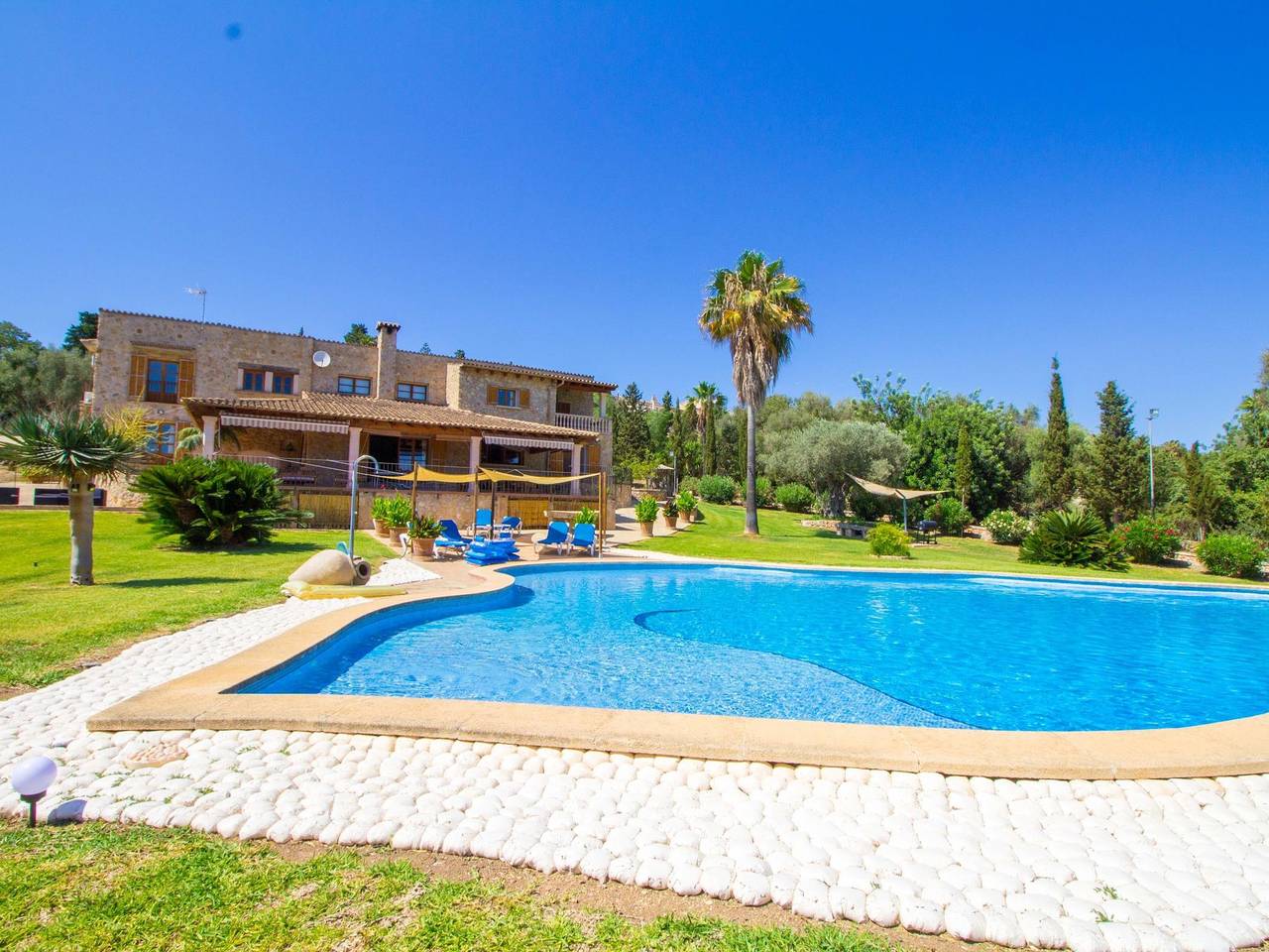 Magnífica villa con una piscina espectacular in Búger, Interior de Mallorca