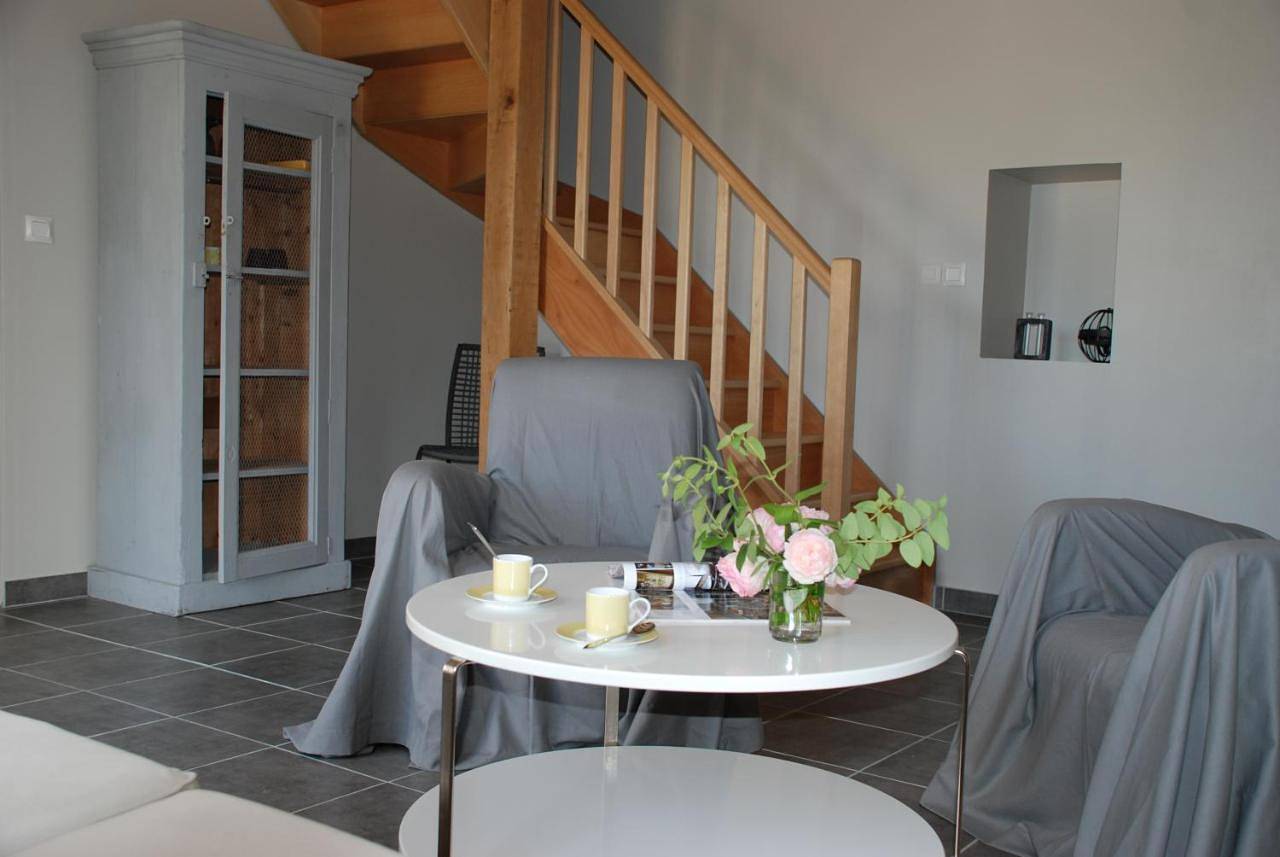 Two-Bedroom House in Loire-Authion, Vallée de la Loire