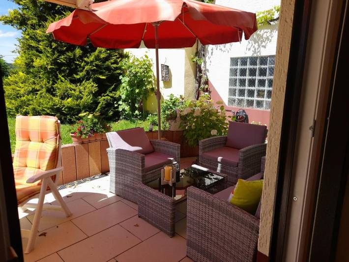 Ferienwohnung für 2 Personen, mit Sauna und Ausblick sowie Garten in Daun