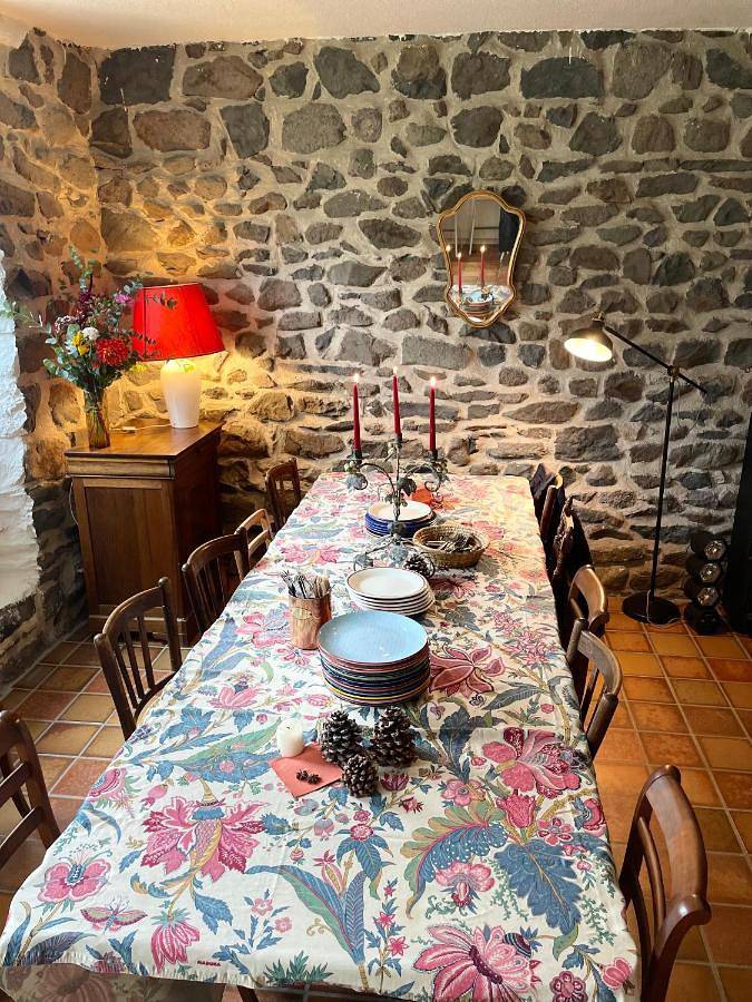 Seven-Bedroom House in Beaux, Haute-Loire