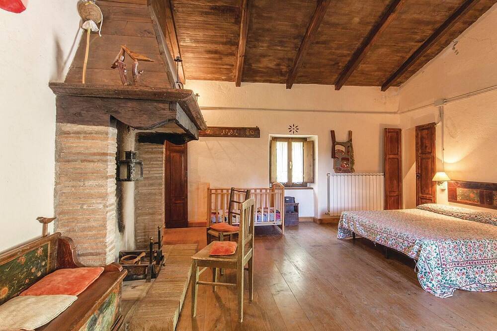 Amazing home in Apecchio Pu in Apecchio, Valle del Metauro