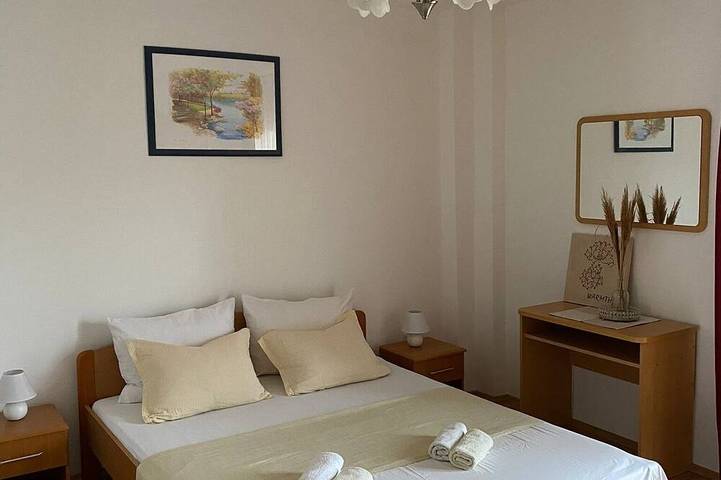 Ganze Wohnung, 2-Zimmer-Ferienwohnung mit Terrasse und Meerblick Sutivan, Brac in Sutivan, Brac