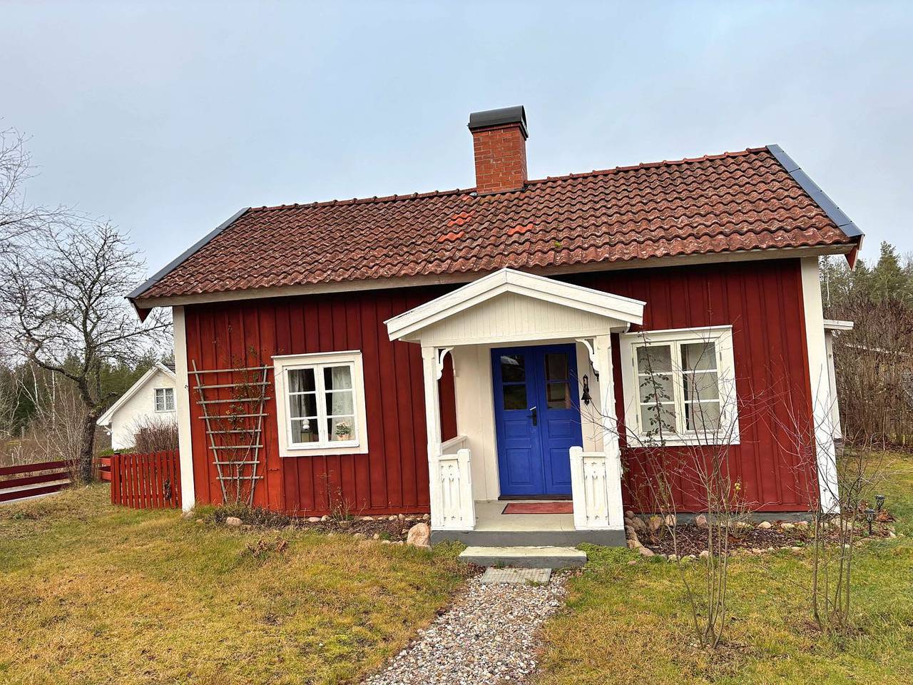 Hus Boholt – Charmantes Schwedenhaus für 2 Personen mit Kamin in Högsby