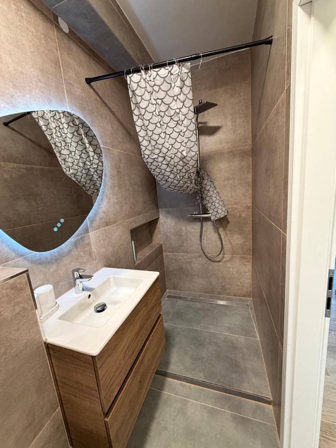 Ganze Wohnung, Downtown Apartment in Bonn, Rheinland