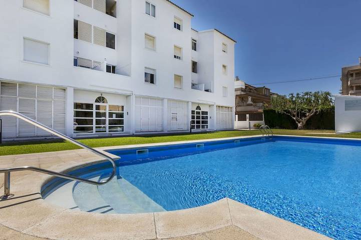 Apartamento de vacaciones para 4 personas, con piscina y jardín - 1