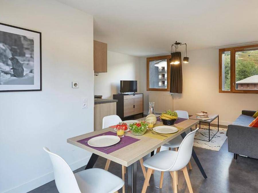Résidence Goélia Le Hameau - Appartement 6 personnes - G/338_2 Pieces Cabine 6 Personnes in Mont-de-Lans, Les Deux Alpes