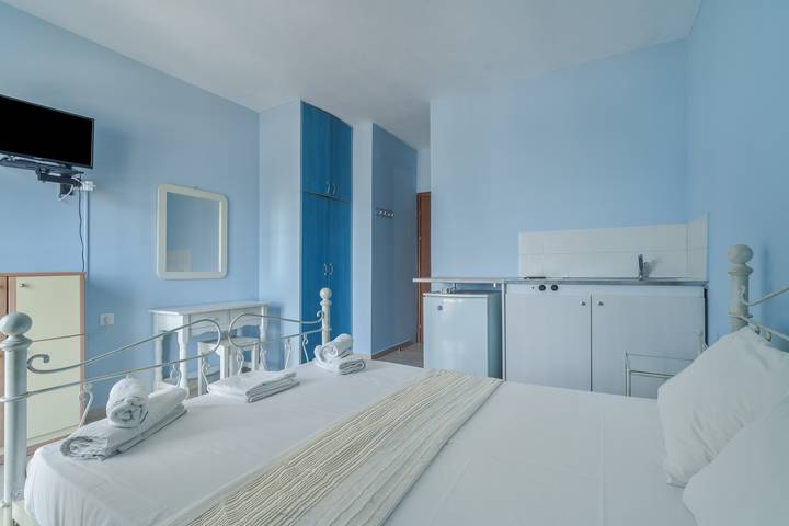 Room 'Double  Sea View 3' with Sea View, Wi-Fi and Air Conditioning in Nikiana, Alexandros