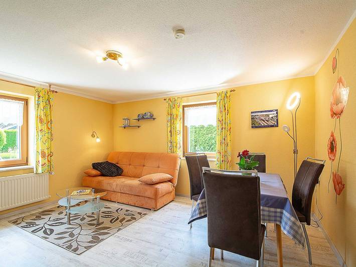 Ferienwohnung für 3 Personen, mit Terrasse, kinderfreundlich in Kühlungsborn