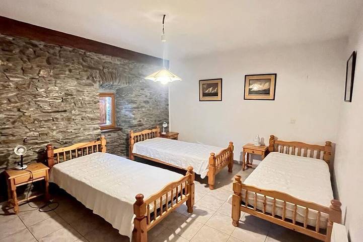 Location de vacances pour 9 personnes, avec piscine à Saint-Hilaire-de-Lavit - 3