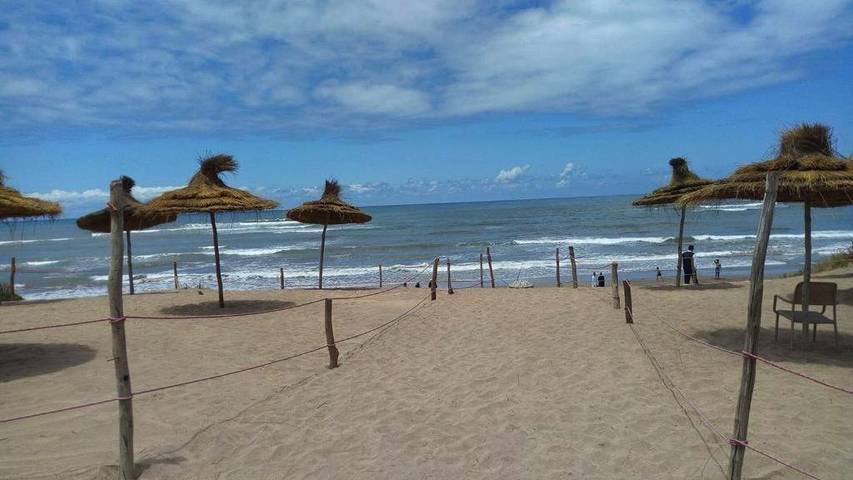 Gîte pour 6 personnes, avec bassin pour enfant ainsi que jardin et piscine dans Sidi Rahal - 3