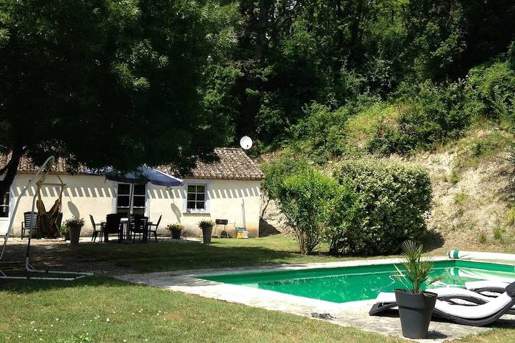 Ferienhaus für 4 Personen, mit Terrasse und Garten