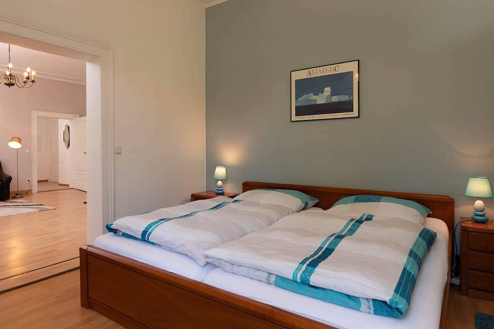 Ganze Wohnung, Wohnen direkt am Waldrand von Bad Tabarz in der Spindler Villa in Tabarz, Rennsteig