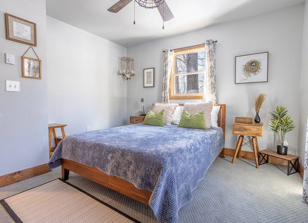 Waterfront Ranch on The Delaware River in Pike County