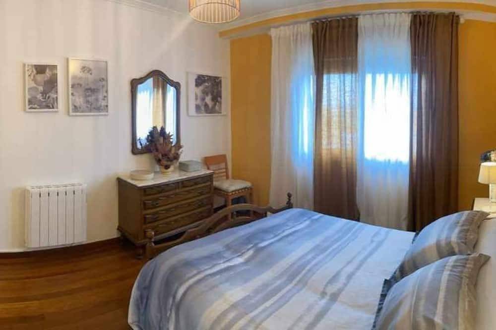 Entire apartment, Volvoreta Apartment in the center of O Grove. in O Grove, Rías Baixas
