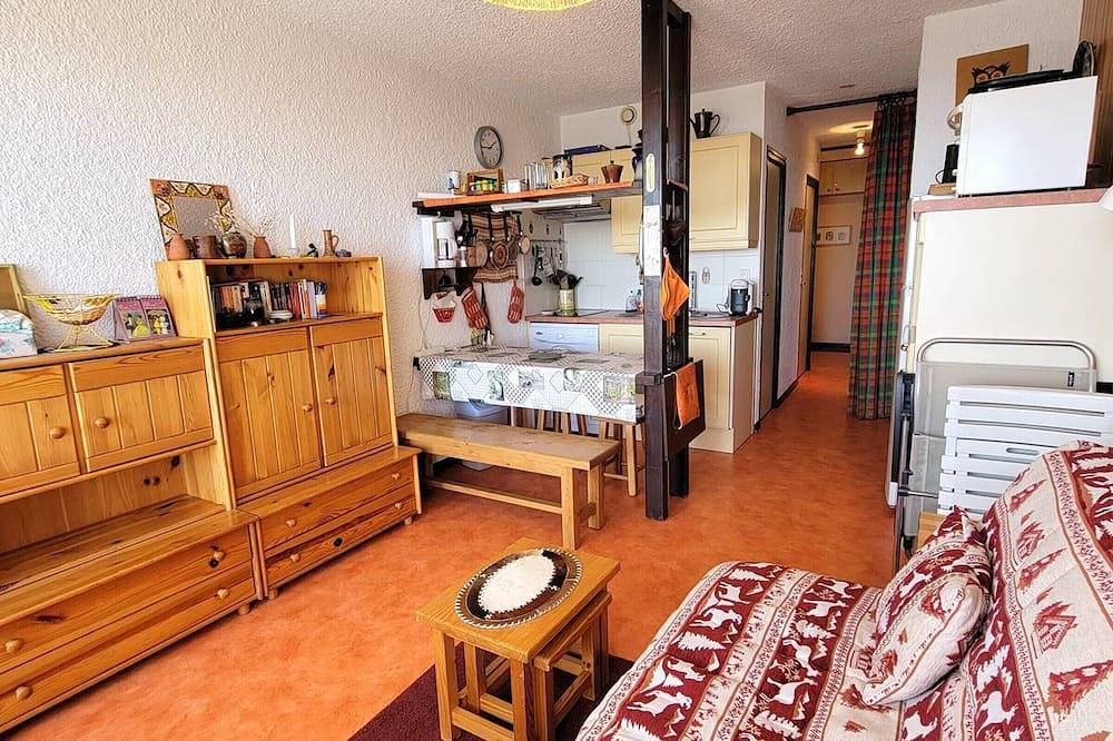 Ganze Wohnung, Studio ideal für 5 Personen, Terrasse, Nähe zu Ski und Wandern, Südseite, Saint-Michel-de-Chaillol in Saint-Michel-de-Chaillol, Nationalpark Écrins