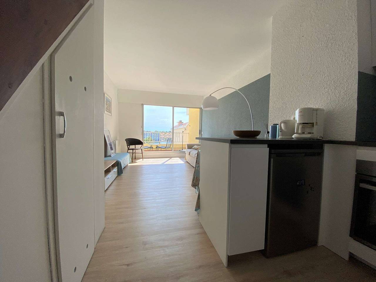 Entire apartment, Spacious 2Br with parking in Gruissan in Gruissan (Ville), Gruissan