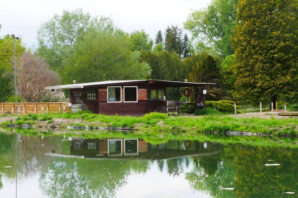 Appartement entier, Escapade Nature au Parc de Lorraine - Gîte Lumineux pour 2-4 Pers, Activités & Détente in Lacroix-sur-Meuse, Région de Commercy