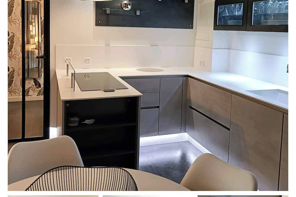 Geheel appartement, Luxury apartment in a unique, heavenly location. Feet in the water. in Le Trayas, Saint-Raphaël
