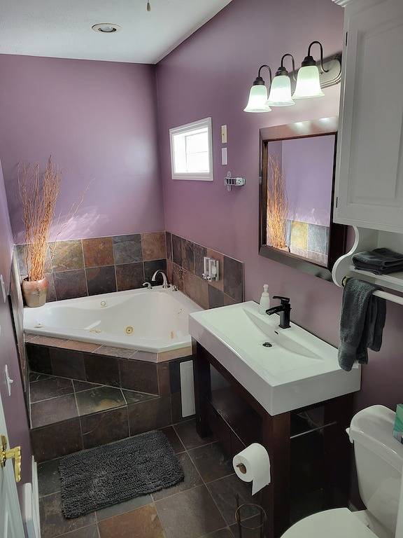 Quiet, Modern Home Close to it All in Omaha, Nebraska