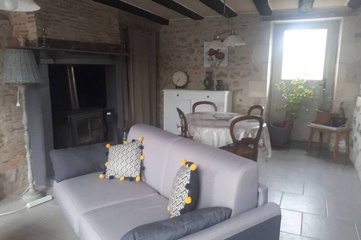 Maison de vacances pour 4 personnes, avec terrasse et jardin, animaux acceptés à Le Vigeant