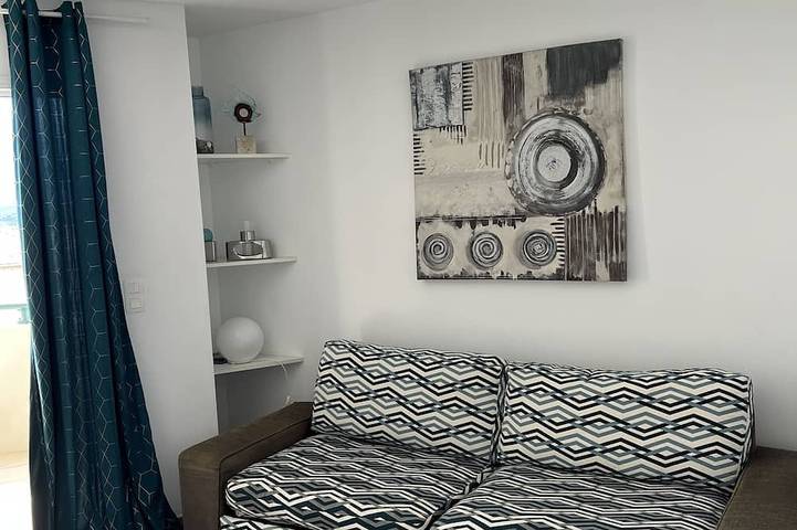 Appartement entier, Calvi, T2 résidence  Vue mer, Wifi, plage et centre à 5 mn, Climatisé 4personnes in Calvi, Région de Calvi