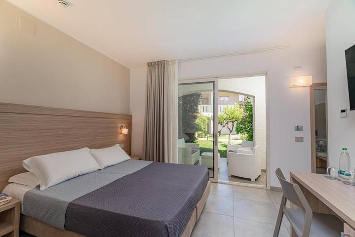 Hôtel pour 3 personnes, avec piscine et jardin, animaux acceptés dans Cala Bitta - 4