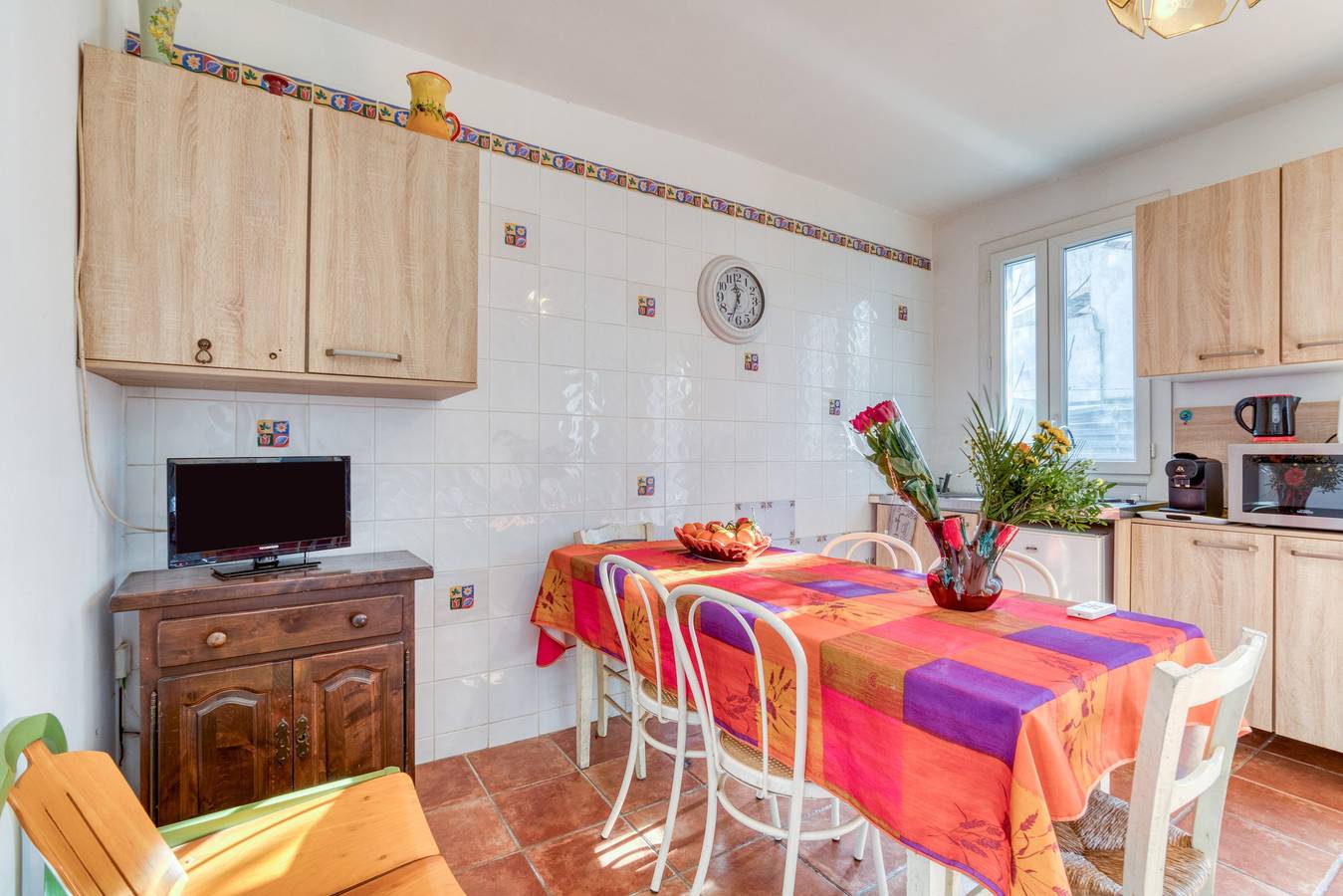 Ganze Wohnung, L'Aigrette – Apartment mit privatem Garten und Wlan, in der Nähe von Stränden und Stadtzentrum in Saintes-Maries-de-la-Mer, Mittelmeerküste (Frankreich)