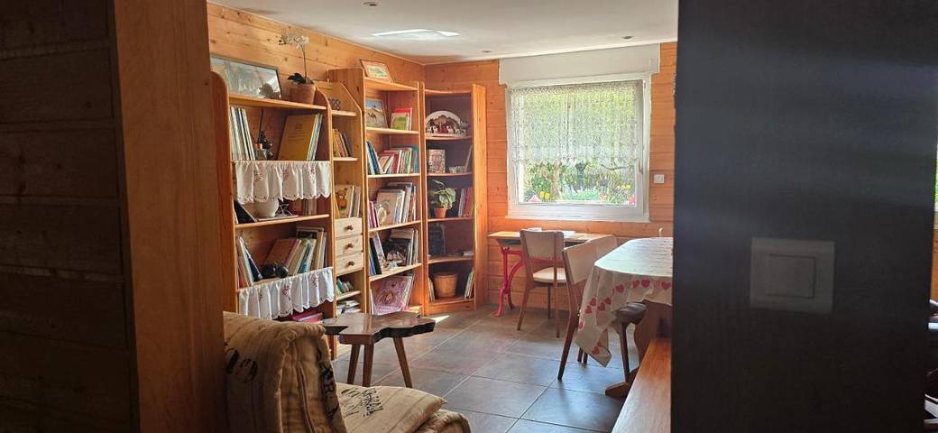 Gîte pour 3 personnes, avec piscine et jardin à Montfaucon (Doubs) - 3
