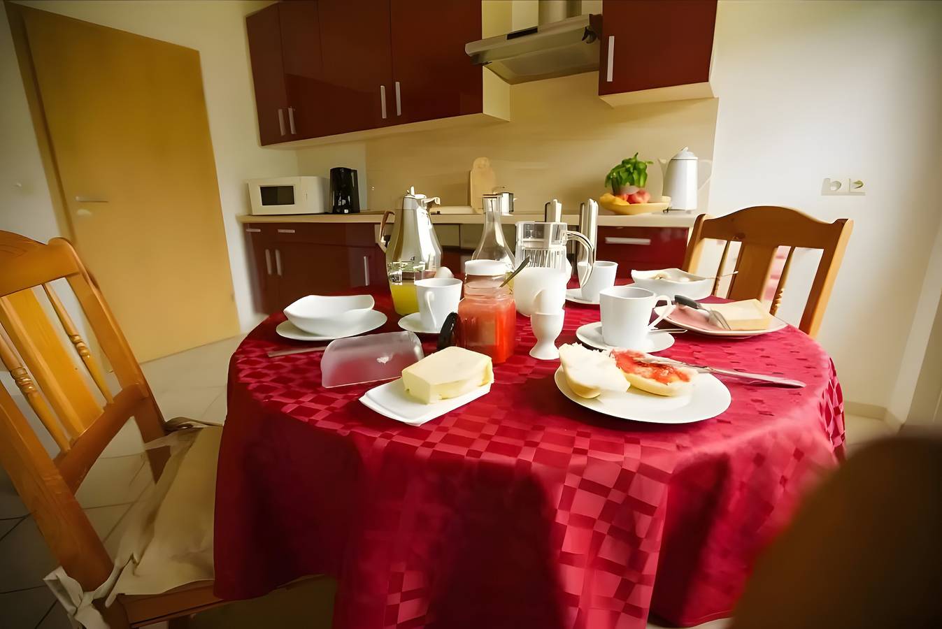 Ganze Wohnung, Apartment „Haus Wacholderheide“ mit privater Terrasse, Garten und Wlan in Onstmettingen, Albstadt