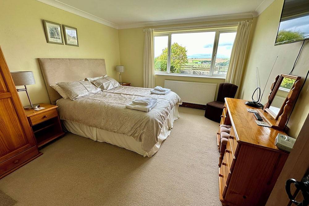Casa de vacaciones de dos dormitorios en una zona rural tranquila. in Polperro, Cornualles
