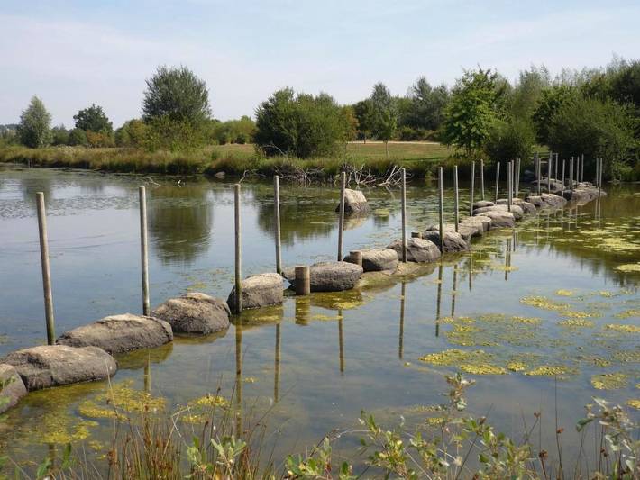 Parc de vacances pour 3 personnes, avec piscine et jardin, animaux acceptés à Moutiers-sous-Chantemerle - 3