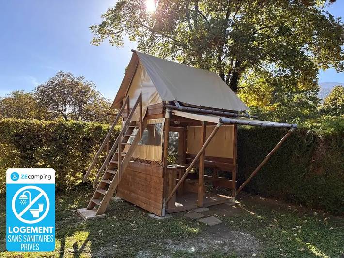 Cabane en bois pour 2 personnes, avec jacuzzi - 1