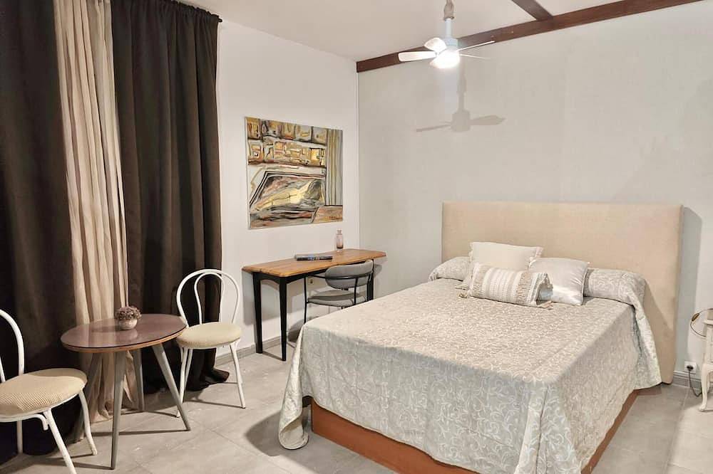 Appartement entier, A Little Corner of Switzerland in Robledo de Chavela, Communaute de Madrid
