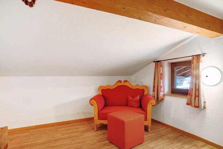 Ganze Wohnung, Ferienwohnung 'Panorama - Appartement 7' mit Bergblick, privater Balkon und geteilter Sauna in Reit im Winkl, Bayerische Alpen