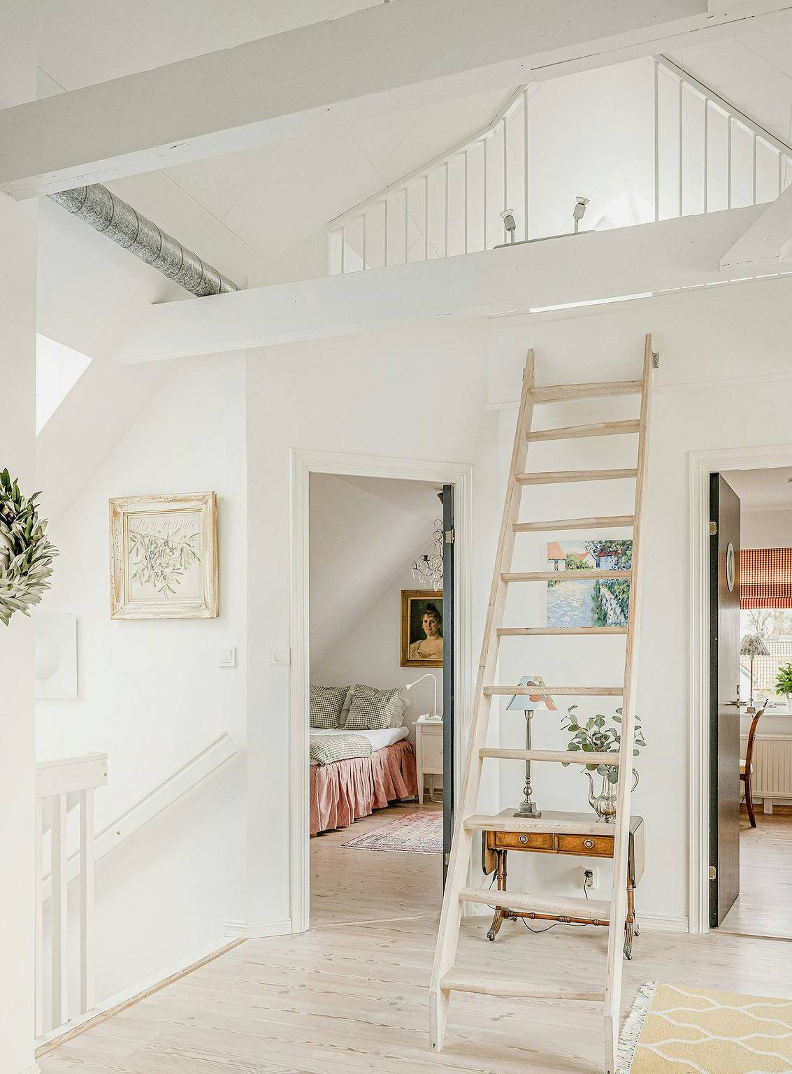 Havsnära poolvilla med medelhavskänsla in Svenska Östersjön