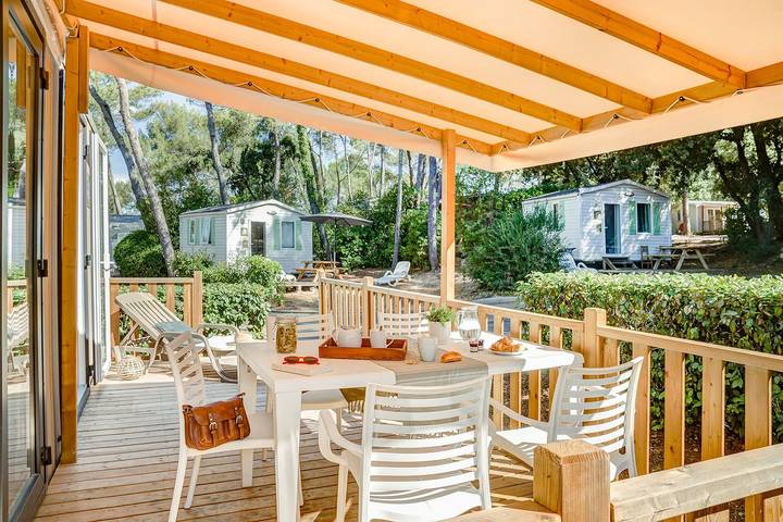 Camping pour 6 personnes, avec terrasse et piscine, animaux acceptés dans Ardennes (Belgique) - 3