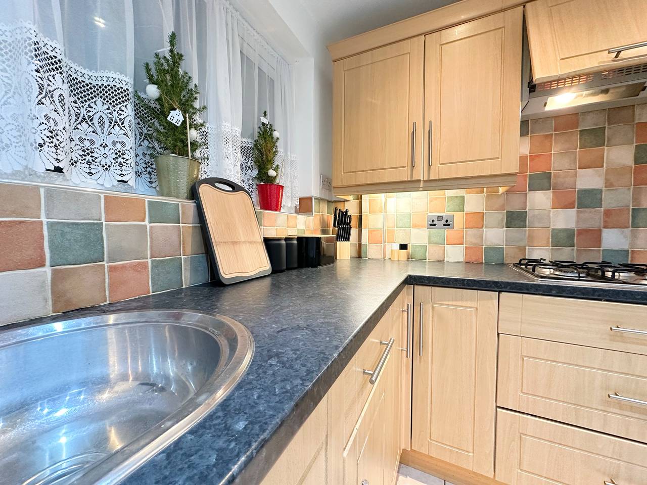 Luton Airport Accomodation in Luton, Chiltern Hills