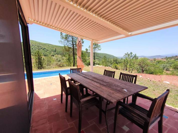 Location de vacances pour 4 personnes, avec piscine et jardin dans São Bartolomeu de Messines - 4