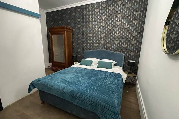 Location de vacances pour 12 personnes, avec jardin à Épinac - 3