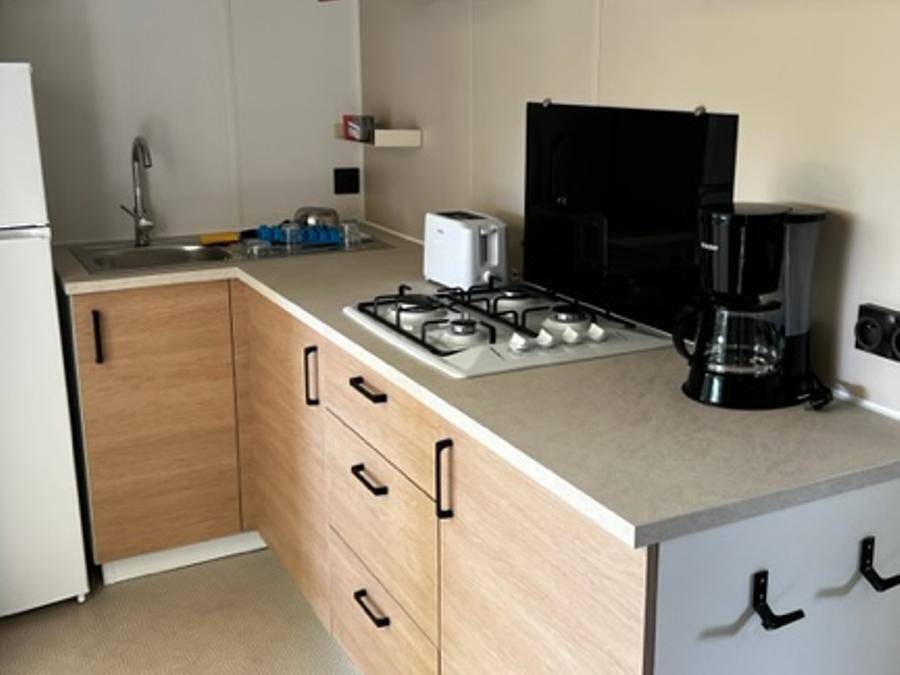 Camping de l'Arnel - Mobilheim 4 personen - Riviera Flower - 32m2 - 2 Schlafzimmer in Villeneuve-lès-Maguelone, Mittelmeerküste (Frankreich)
