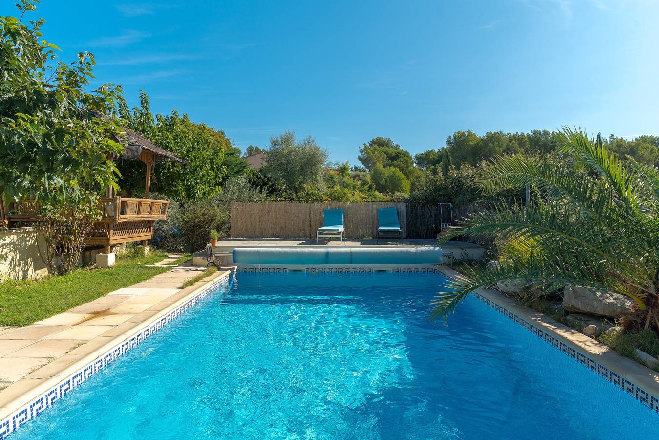 Estudio entero, Estudio 'La Dolce Vita' con piscina compartida, Wi-Fi y aire acondicionado in Lambesc, Region de Aix-en-Provence