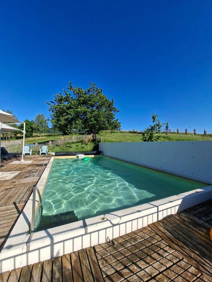 Chambre d’hôte pour 2 personnes, avec piscine et balcon dans le Jura - 3