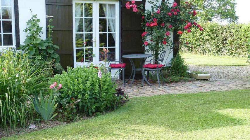 Chambre d’hôte pour 2 personnes, avec Terrasse ainsi que Jardin et Vue
