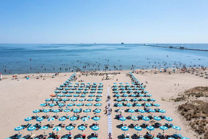 Chalet Comfort Maxi Animali Non Ammessi 6 persone in Ravenna, Provincia di Ravenna