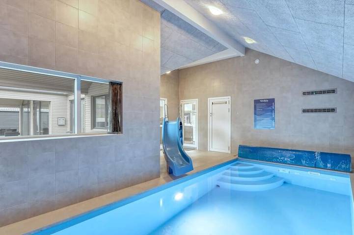 Ferienhaus für 14 Personen, mit Sauna und Terrasse sowie Garten, mit Haustier - 1