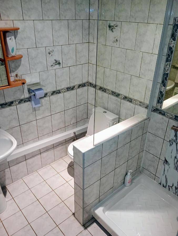 Location de vacances pour 2 personnes, avec jardin ainsi que vue et piscine à Combaillaux - 3